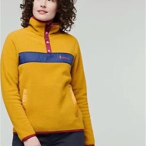 Cotopaxi Mustard and Navy Women's Cowl Sweater